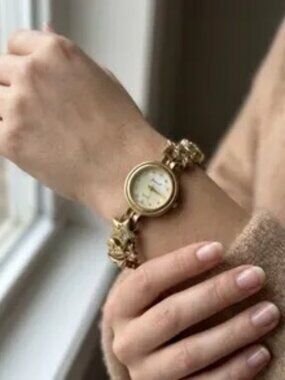 Vintage Jennie B Celestial Charm Watch | Gold Tone Moon Star Heart Bracelet 8 In